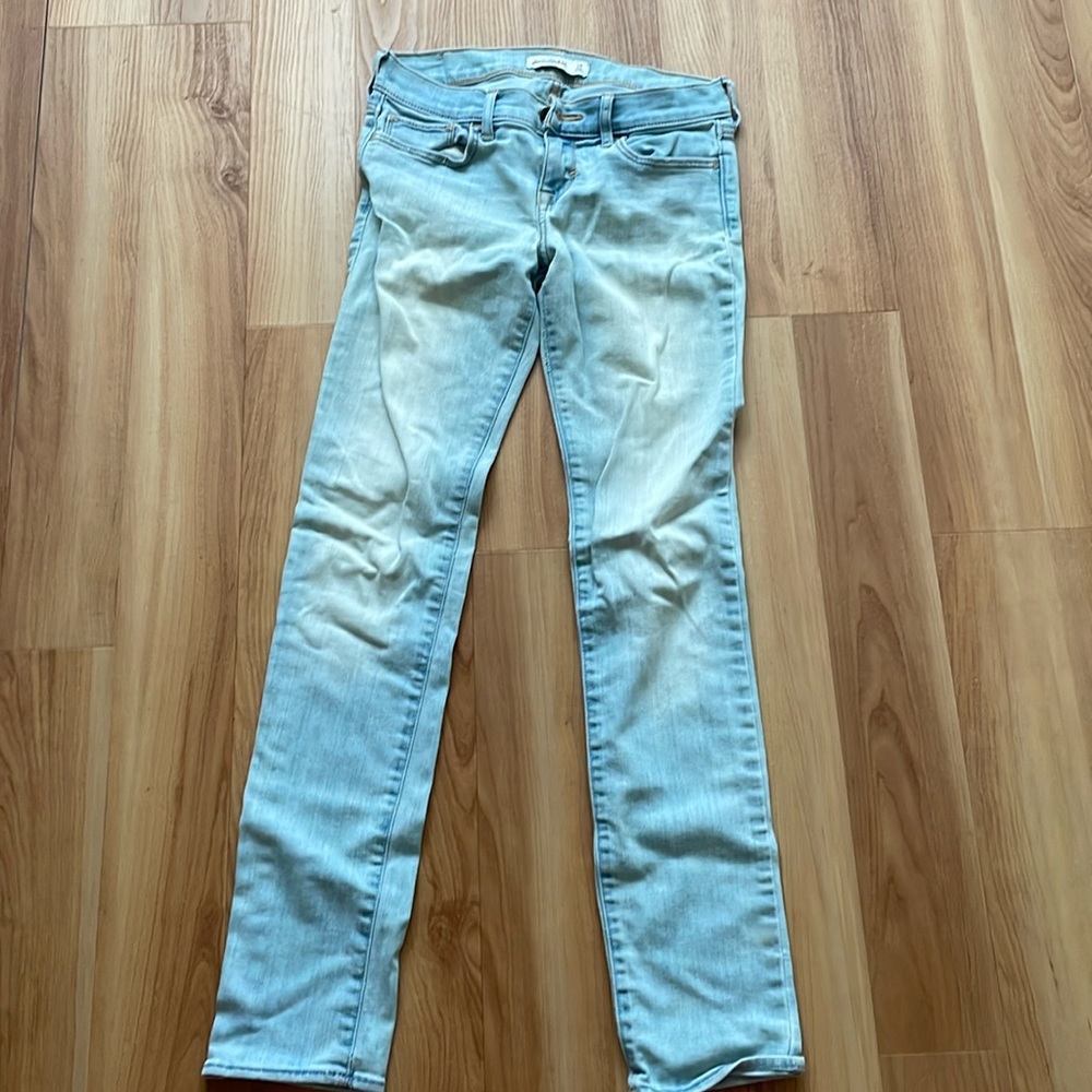 Abercrombie girls light denim skinny jeans - size 14